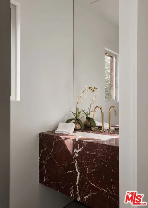 533 Grand Boulevard, Venice, California 90291 home-pic-22